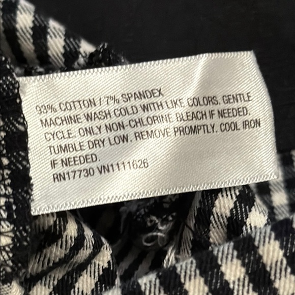 🌹A New Day Black and White Checkered Pants - Picture 4 of 4